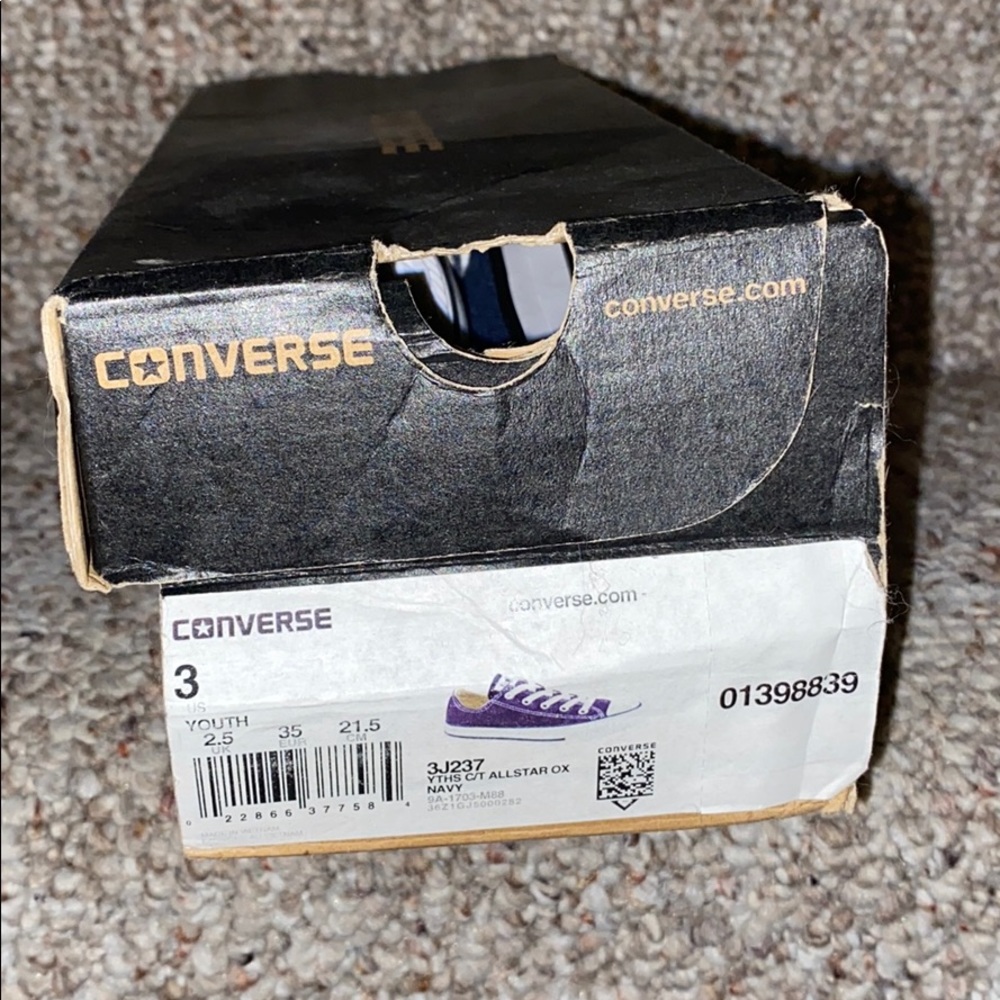 COPY - Navy blue converse
